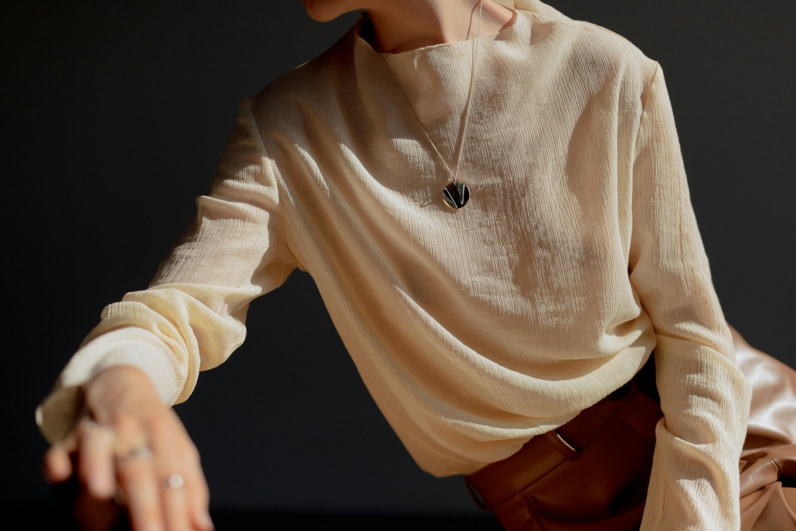 10 Timeless Pieces for Your Old Money Style Wardrobe for 2026